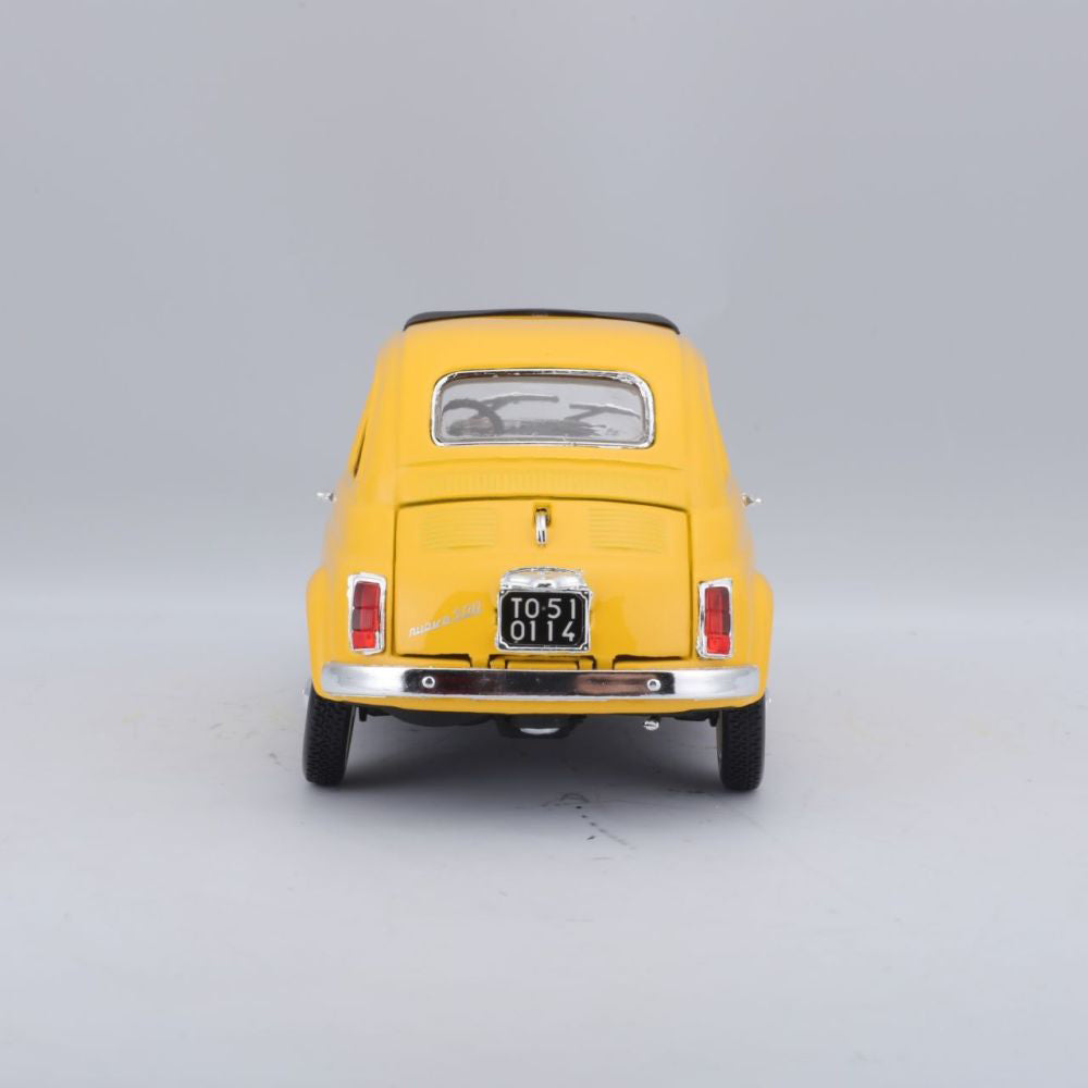 Modellauto Fiat 500 F 1965, 1:24